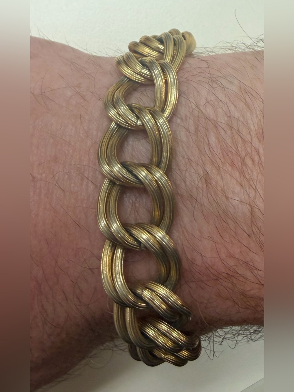 Vintage 1981 Avon Textured Double Link Chain Chunky Gold Bracelet 7.5"